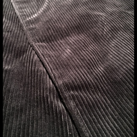 Textured Wrap Skirt with pockets! - Picture 2 of 3
